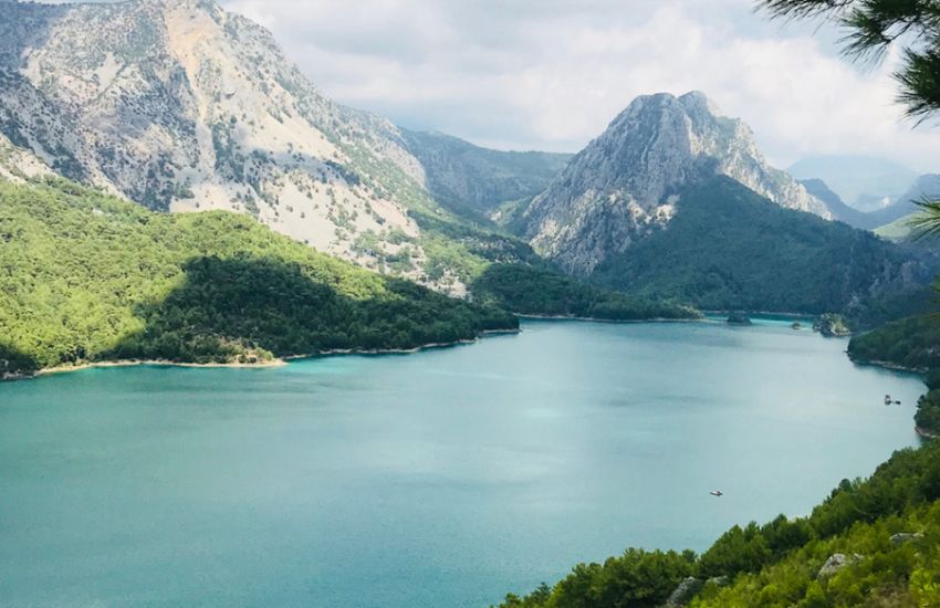 Manavgat Bölgesi – Happy Funny Tours ile hayalinizdeki plajları, kültürü ve macerayı deneyimleyin!