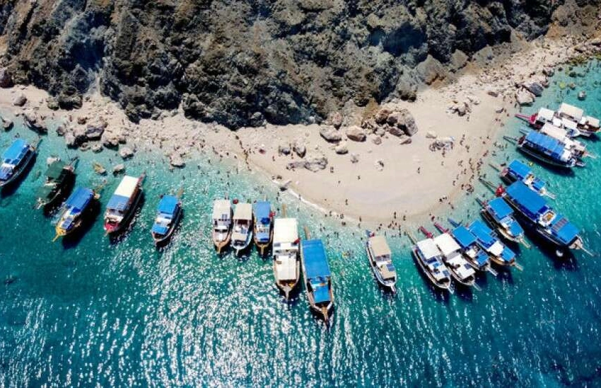 Boat tour to Adrasan Suluada island with turquoise water