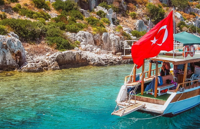 Demre, Myra ve Kekova Adası'nın tarihi kentleri, Likya efsaneleri ve batık şehir.