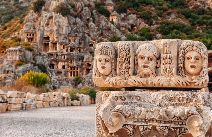Demre, Myra ve Kekova Adası'nın tarihi kentleri, Likya efsaneleri ve batık şehir.