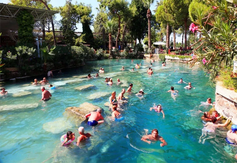Pamukkale ve Salda Gölü Turu