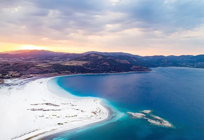 Pamukkale ve Salda Gölü Turu