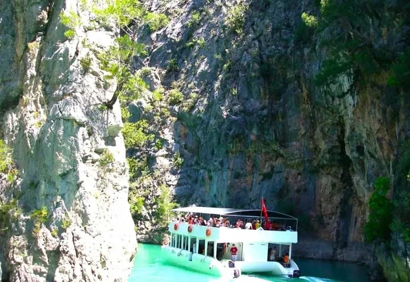 Side Green Canyon Boat Tour